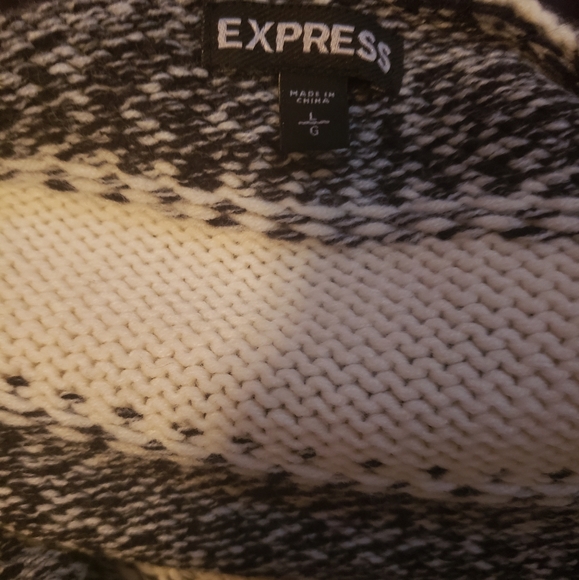 Express Womens Black White Striped Loose Short Sle - Picture 4 of 5